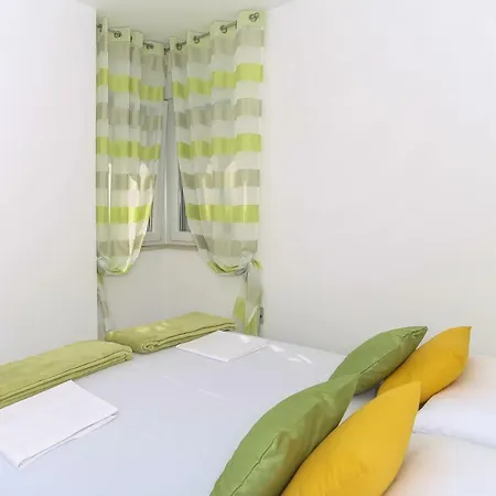 Apartment Amon-ra Tribunj Tribunj (Sibenik-Knin)
