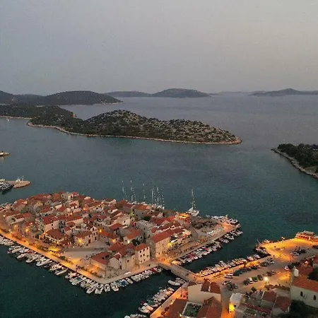 Amon-ra Tribunj Tribunj (Sibenik-Knin)